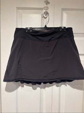 Lululemon pace rival skirt